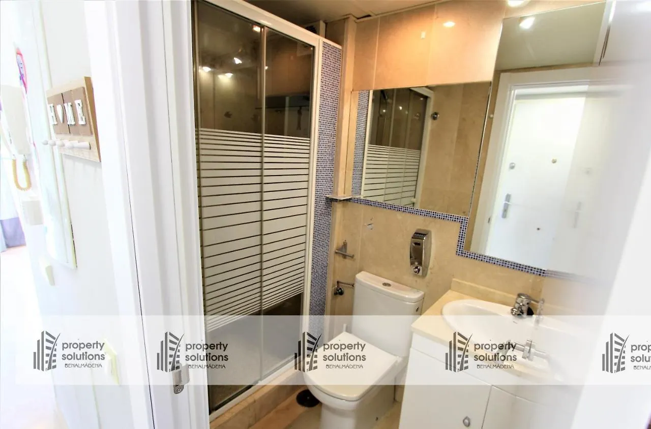 Los Patos II Apartamentos - A 300 M De Playa - Piscina - Parking Gratis - Excelente Conexion Wifi Benalmadena Apartment
