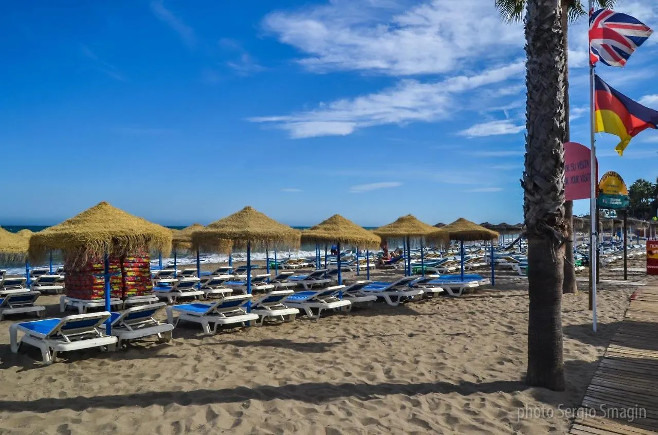 Los Patos II Apartamentos - A 300 M De Playa - Piscina - Parking Gratis - Excelente Conexion Wifi Benalmadena